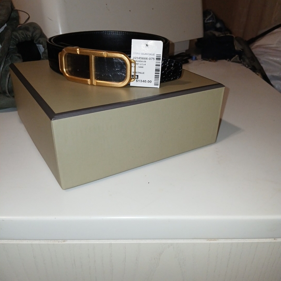 Mens crocodile pattern leather belt - Picture 5 of 5